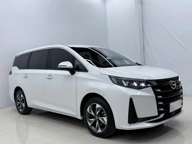 GAC Trumpchi M6 — Фото автомобиля 3