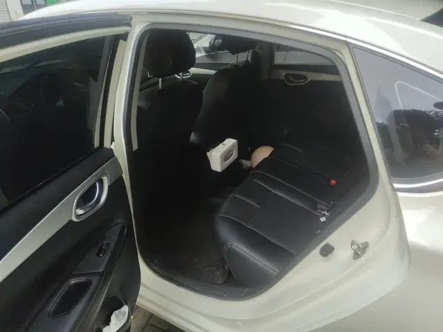 Nissan Sylphy — Фото автомобиля 14