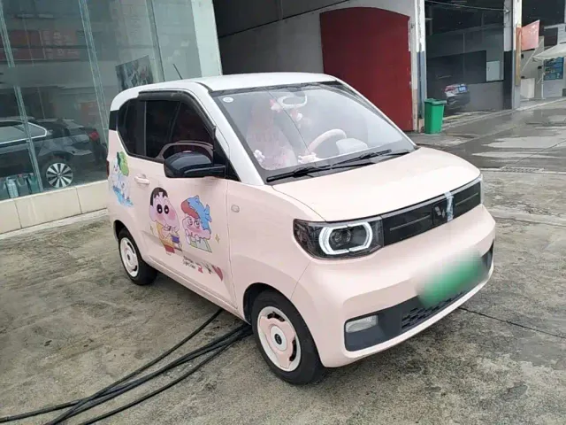 Wuling Hongguang Mini EV — Фото автомобиля 3