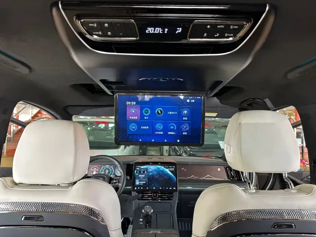 GAC Trumpchi M8 — Фото автомобиля 19