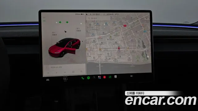 Tesla Model 3 — Фото автомобиля 11