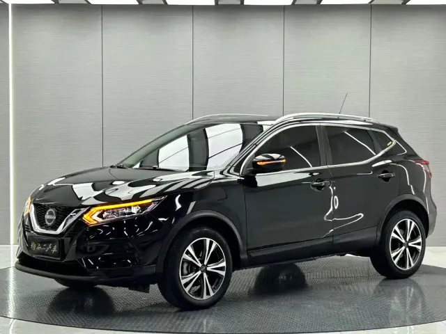 Фотография автомобиля — Nissan Qashqai