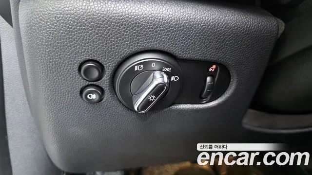 Mini Cooper Cooper Classic Plus — Фото автомобиля 20