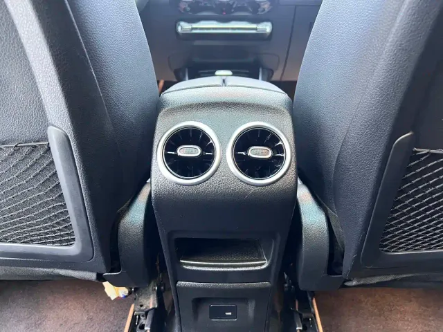 Mercedes-Benz GLB-Class — Фото автомобиля 14