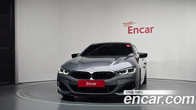 BMW 8 Series G15 — Фото автомобиля 3
