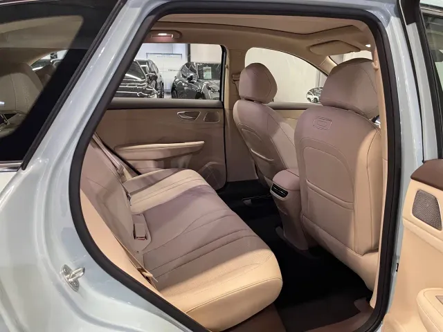 Shangjie SUV — Фото автомобиля 23