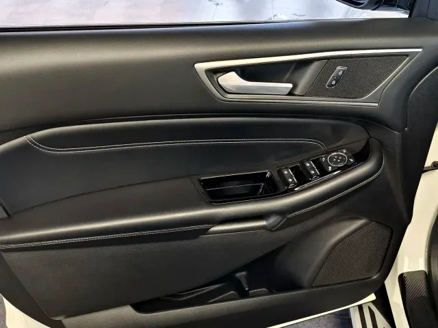 Ford Edge — Фото автомобиля 6