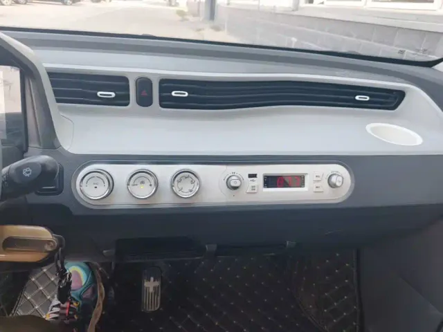 Wuling Hongguang Mini EV — Фото автомобиля 12
