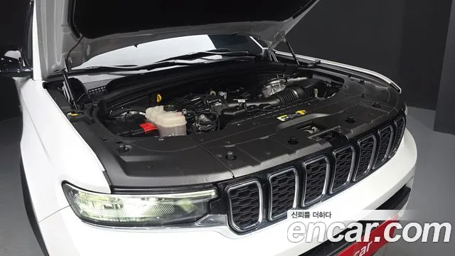 Jeep Cherokee Grand Cherokee(WL) 3.6 Limited — Фото автомобиля 6