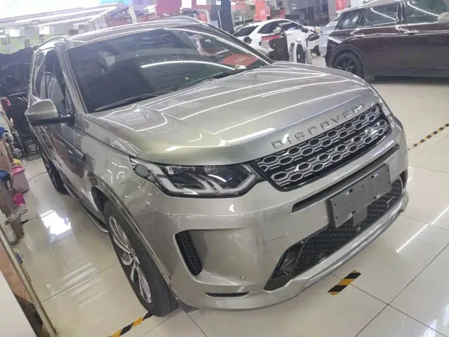 Land Rover Discovery Sport — Фото автомобиля 3
