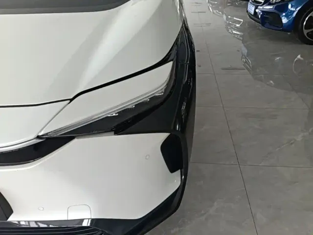 Toyota FAW Toyota bZ4X — Фото автомобиля 23