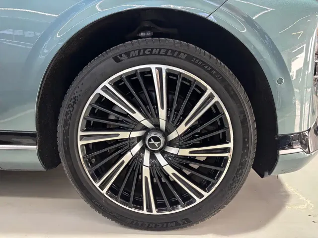 Xpeng G9 — Фото автомобиля 17