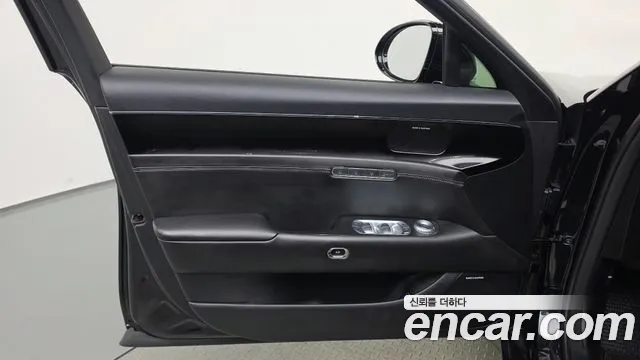 Genesis G90 Бензин 3.5 Turbo 2WD — Фото автомобиля 18
