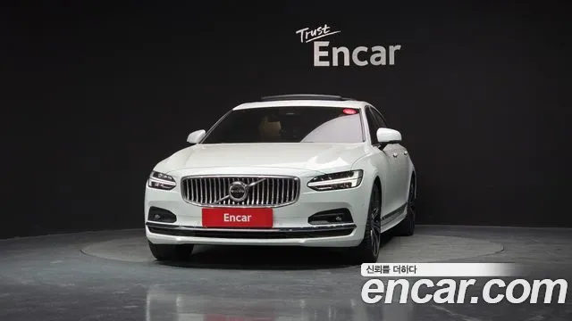 Вольво S90 — Фото автомобиля 3