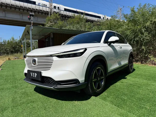 Фотография автомобиля — Honda Vezel