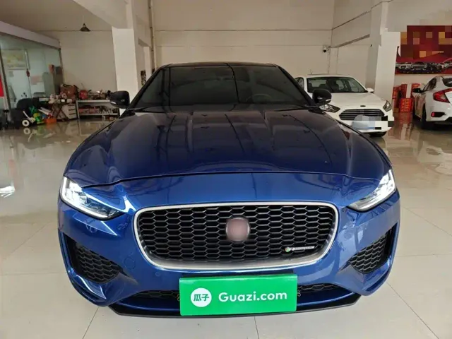 Jaguar XEL — Фото автомобиля 2