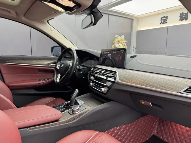 BMW 5 Series — Фото автомобиля 7