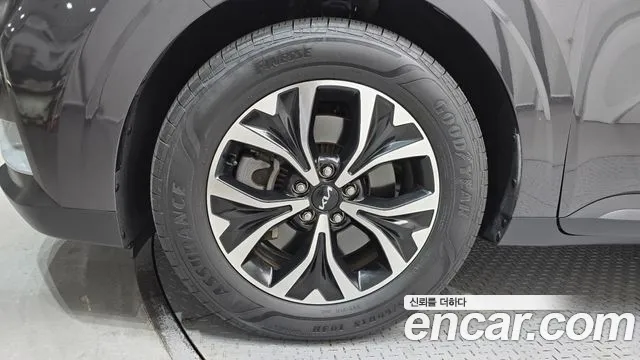 Kia Canival Carnival 4 поколение Бензин 9 мест Prestige — Фото автомобиля 5