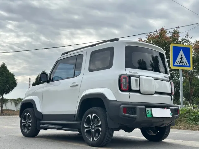 Baojun Yep — Фото автомобиля 5