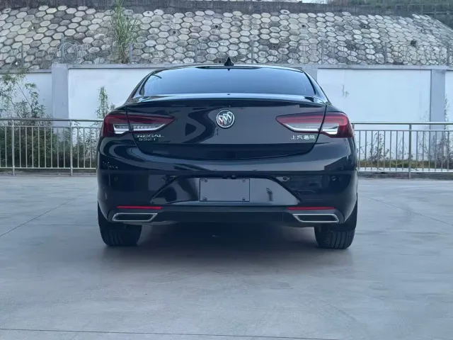 Buick Regal — Фото автомобиля 5