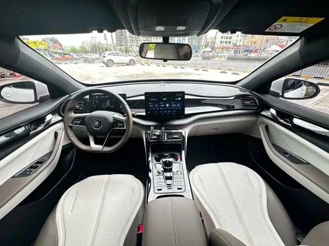 BYD Qin PLUS — Фото автомобиля 6