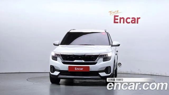 Kia Seltos — Фото автомобиля 3