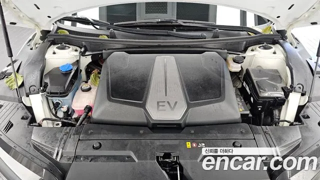 Kia EV6 — Фото автомобиля 9