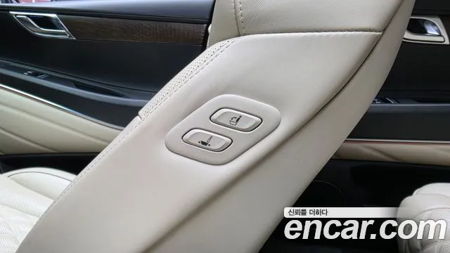 Genesis GV80 — Фото автомобиля 27