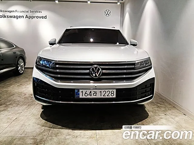 Volkswagen Touareg — Фото автомобиля 2