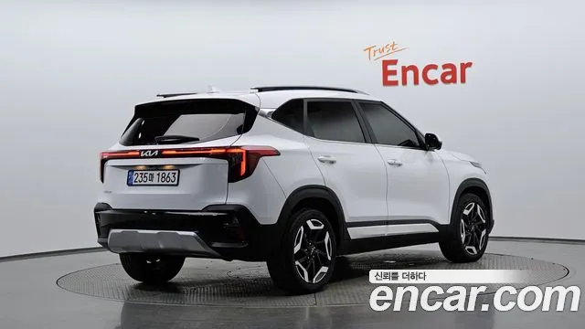 Kia Seltos — Фото автомобиля 2