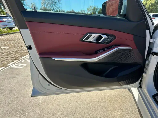 BMW i3 — Фото автомобиля 10
