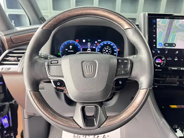 Toyota Vellfire — Фото автомобиля 23