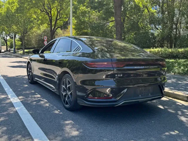 BYD Han 2022 EV Genesis Edition 715KM FWD Premium — Фото автомобиля 13