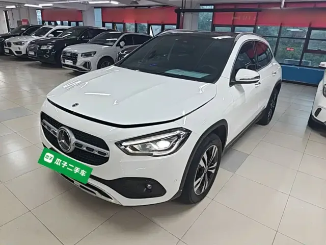 Фотография автомобиля — Mercedes-Benz GLA-Class