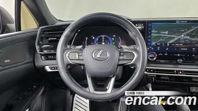Lexus RX RX450h+ 5th Gen — Фото автомобиля 18