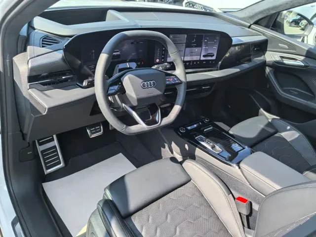 Audi Audi Q6L e-tron 2025 Model Pioneer Edition — Фото автомобиля 10