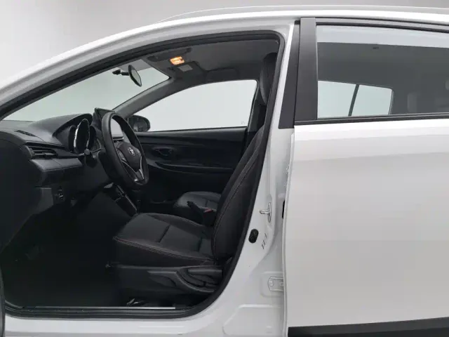 Toyota YARiS L Zhi Xuan — Фото автомобиля 10