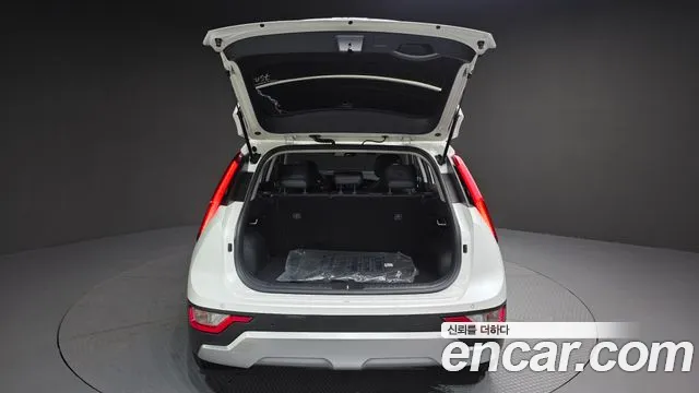 Kia Niro The All New — Фото автомобиля 19