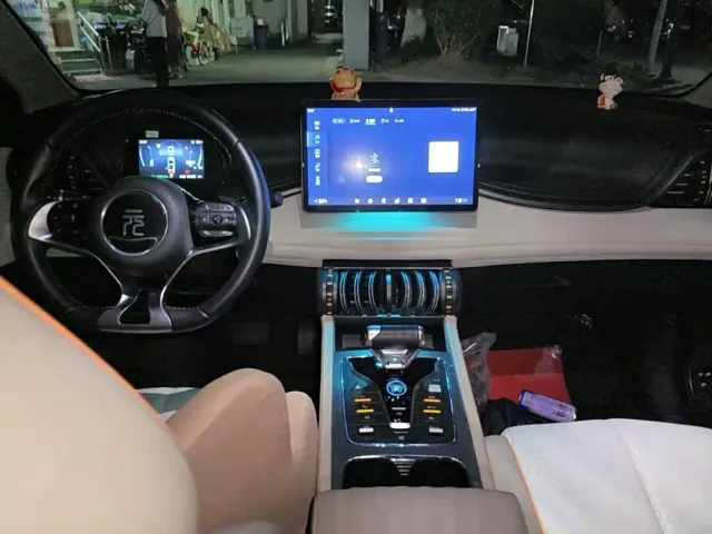 BYD Yuan PLUS — Фото автомобиля 12