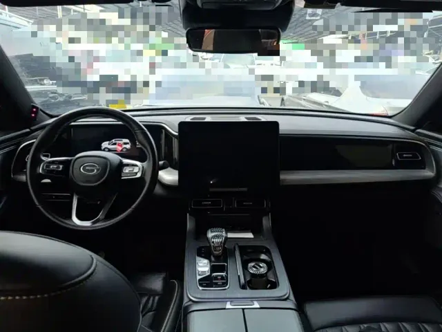 GAC Trumpchi GS8 — Фото автомобиля 9