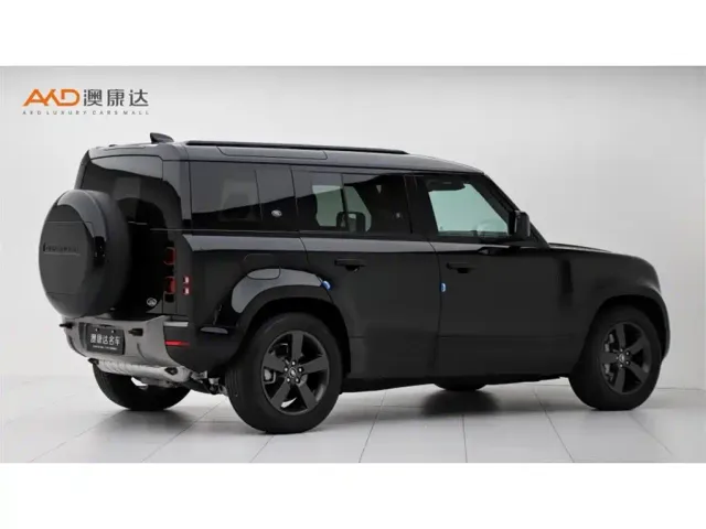 Land Rover Defender — Фото автомобиля 3