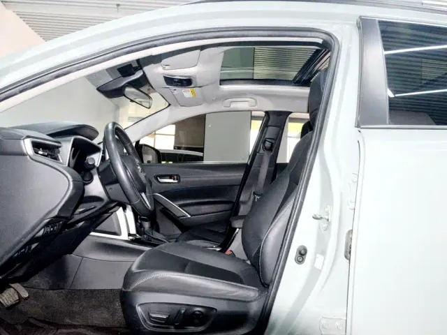 Toyota Corolla Cross — Фото автомобиля 10