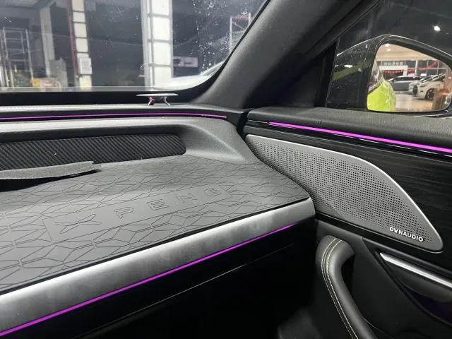 Xpeng P7 — Фото автомобиля 16