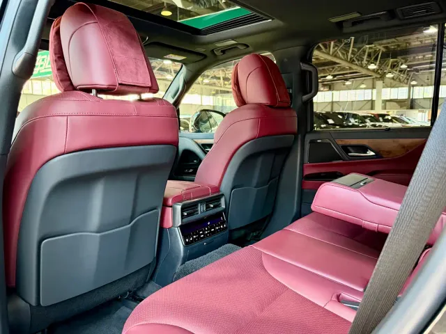 Lexus LX — Фото автомобиля 27