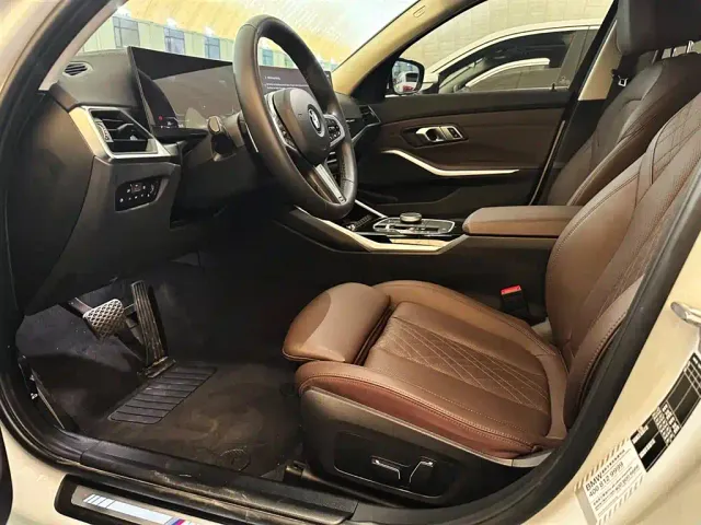 BMW 3 Series — Фото автомобиля 14