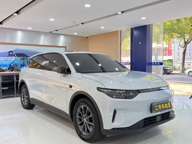 Leapmotor C11 — Фото автомобиля 3