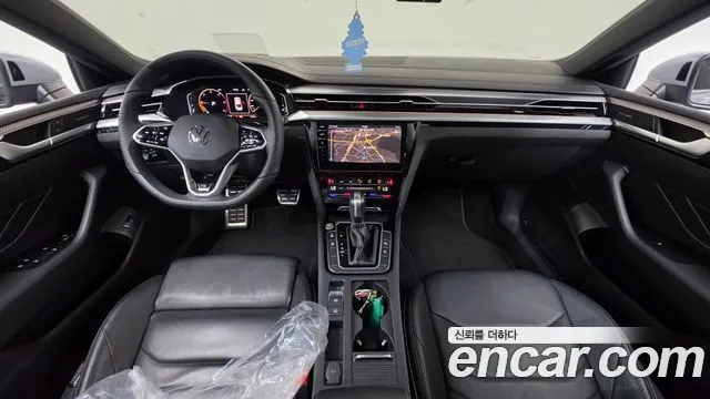 Volkswagen Arteon Arteon 2.0 TDI R-LINE 4Motion — Фото автомобиля 6