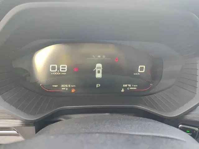 Wuling Asta — Фото автомобиля 11