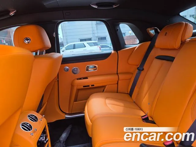 Rolls-Royce Ghost — Фото автомобиля 7