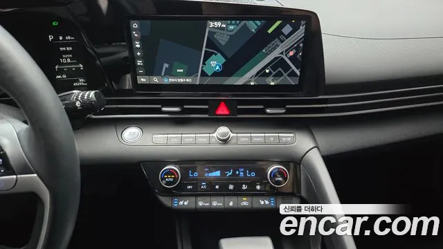 Hyundai AVANTE Avante (CN7) — Фото автомобиля 12